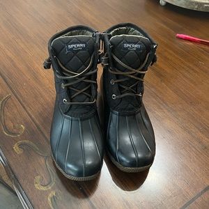 Ankle rain/snow boots
